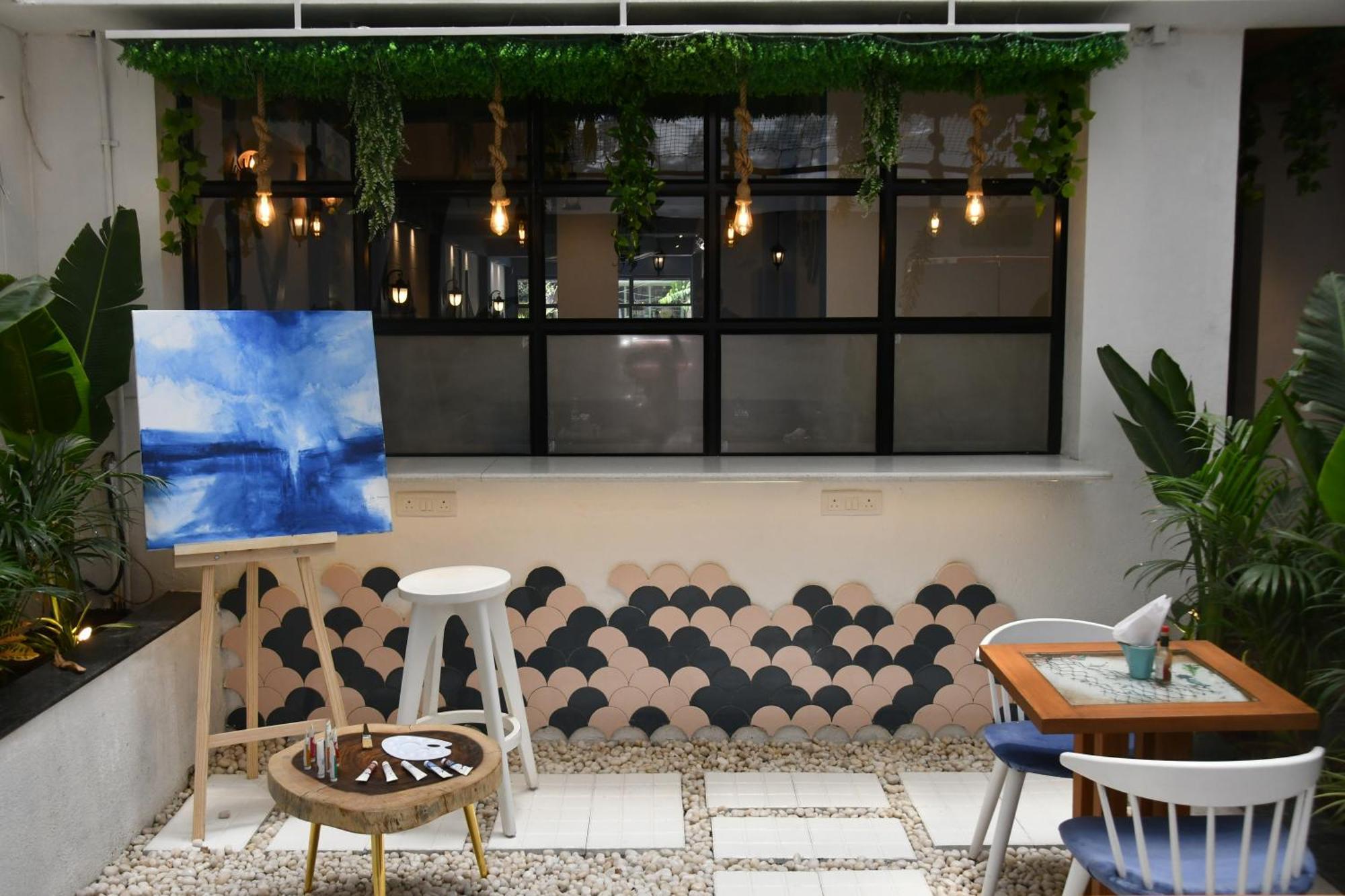 The Voyage - Cafe Hostel Cowork Pune Exteriör bild