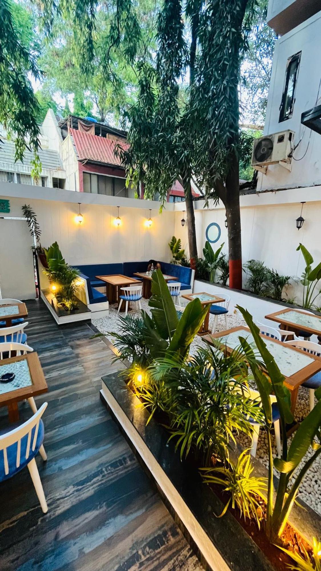 The Voyage - Cafe Hostel Cowork Pune Exteriör bild