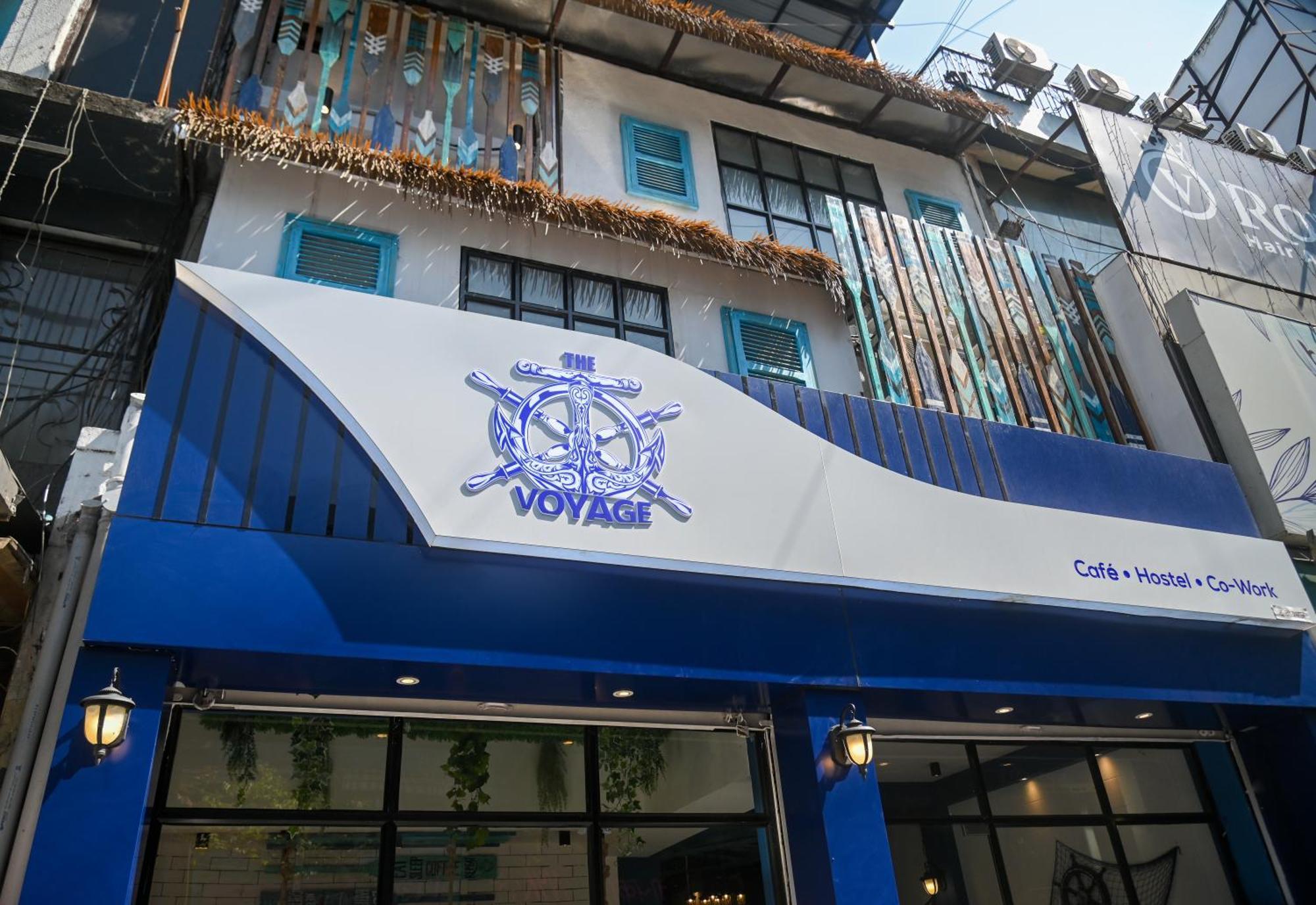 The Voyage - Cafe Hostel Cowork Pune Exteriör bild